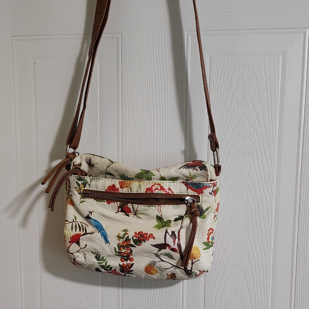 Bueno Floral Crossbody Bag